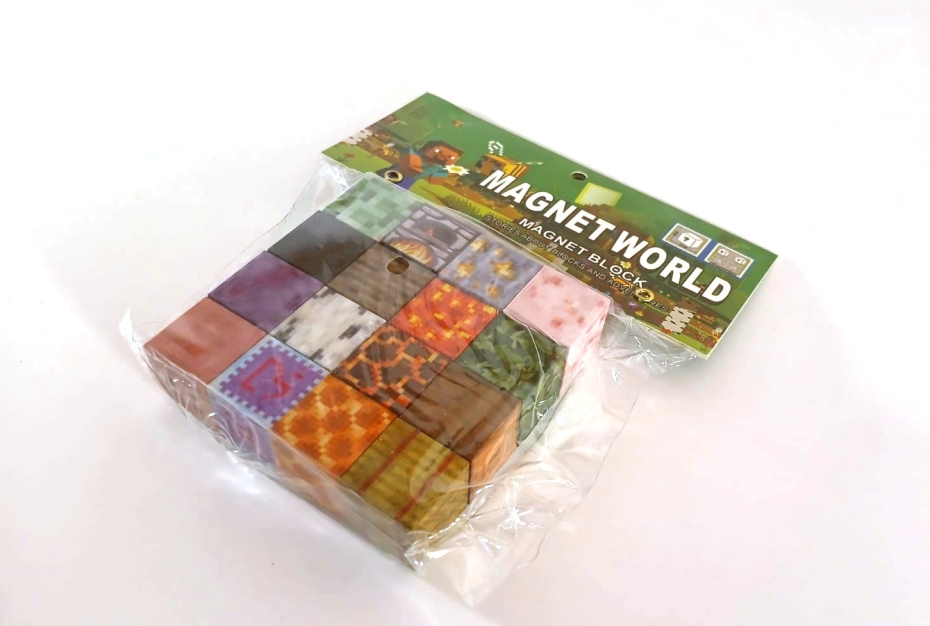 🧲🟩 Caja Magnet World con 16 bloques magnéticos de 2x2 cm inspirados en Minecraft . ...